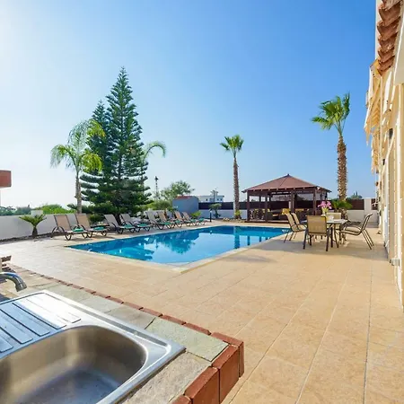 Miramare * Ayia Napa