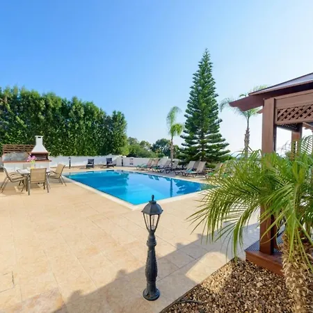 Villa Miramare *